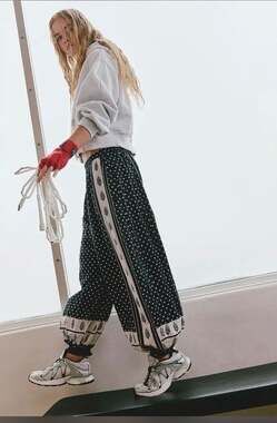 Free people On It Printed Balloon Pants small $128 MSRP